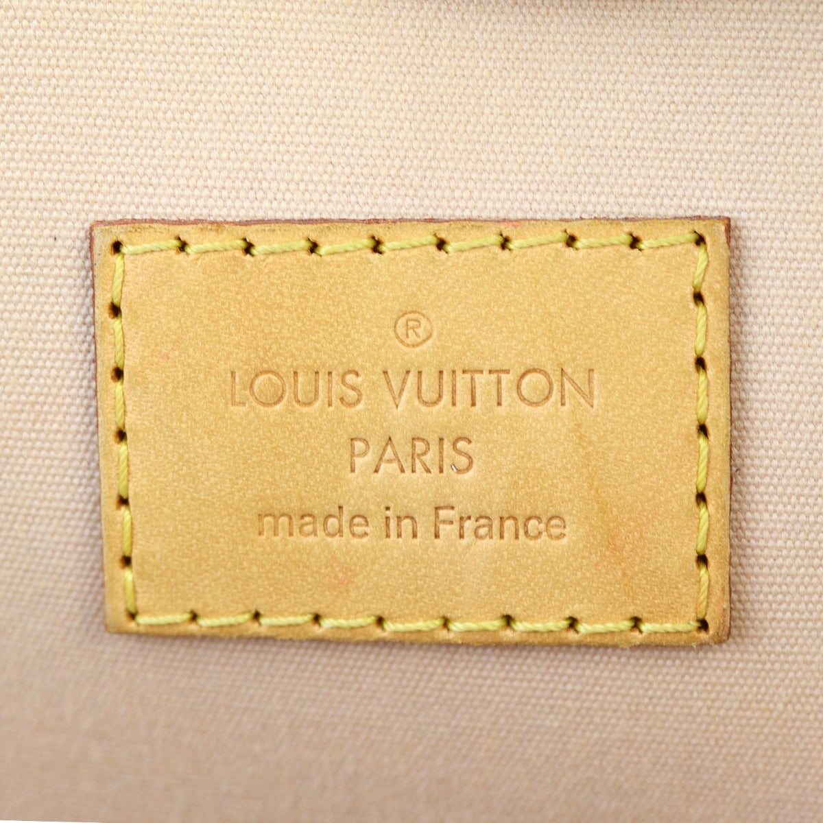 Louis Vuitton Alma PM Monogram Vernis |  Blanc Corail