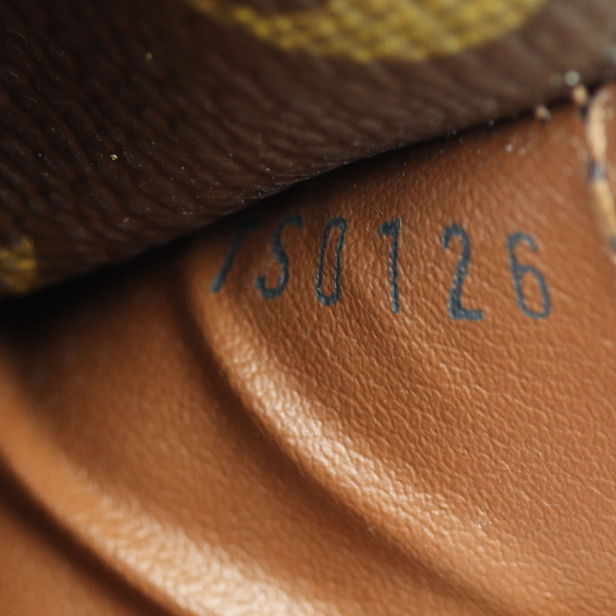 Louis Vuitton Sarah Wallet Monogram