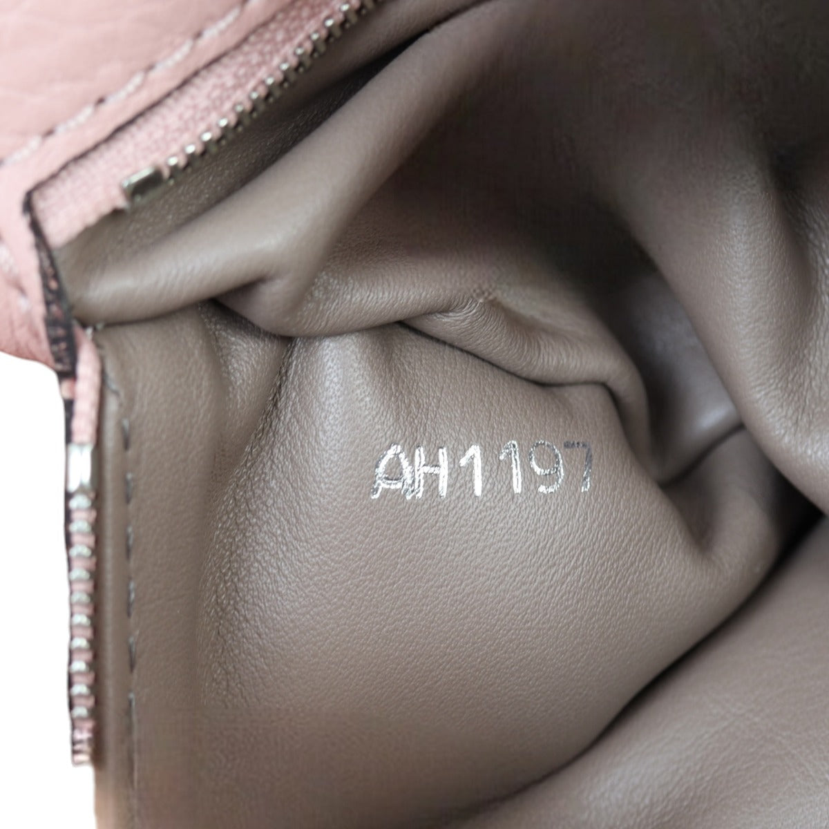 Louis Vuitton Capucines PM