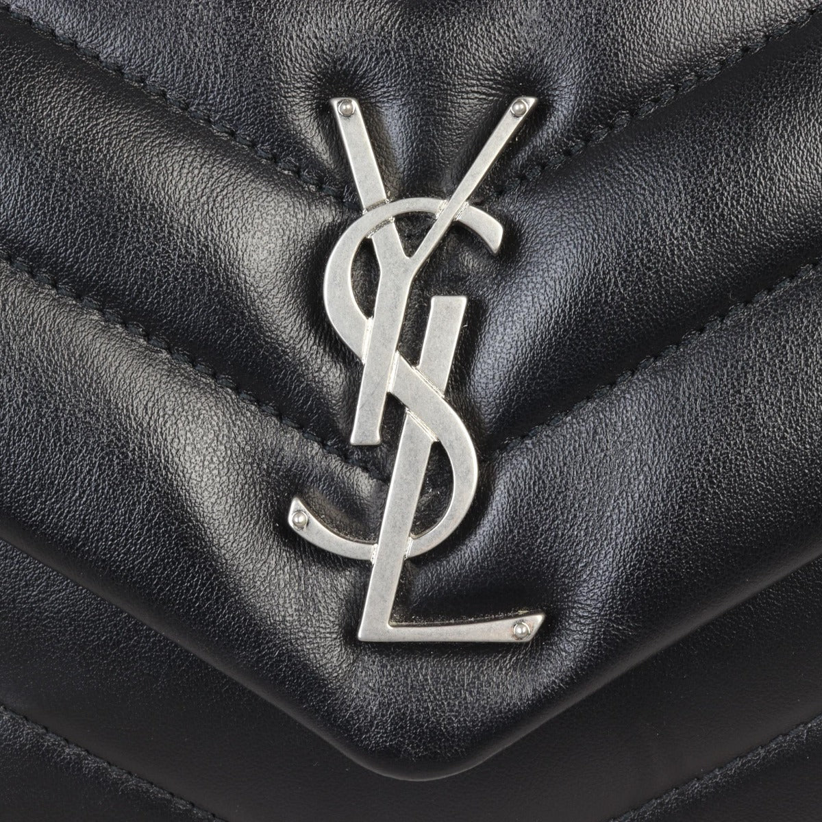 Saint Laurent Loulou Small