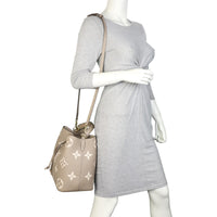 Louis Vuitton NeoNoe MM Monogram Empreinte Giant Bicolour