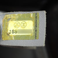 Chanel Boy Old Medium | 16 Series