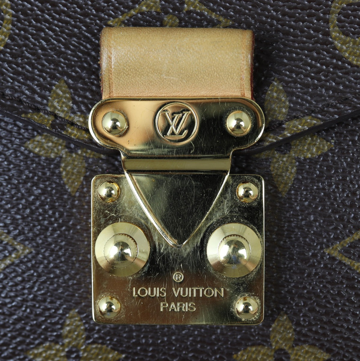 Louis Vuitton Pochette Metis Monogram Hardware