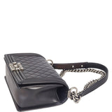 Chanel Boy Old Medium | 16 Series