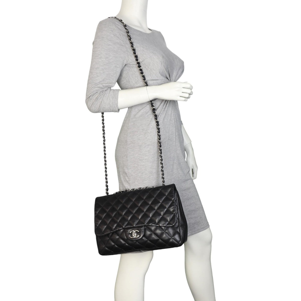 Chanel Classic Single Flap Jumbo | Black Lambskin