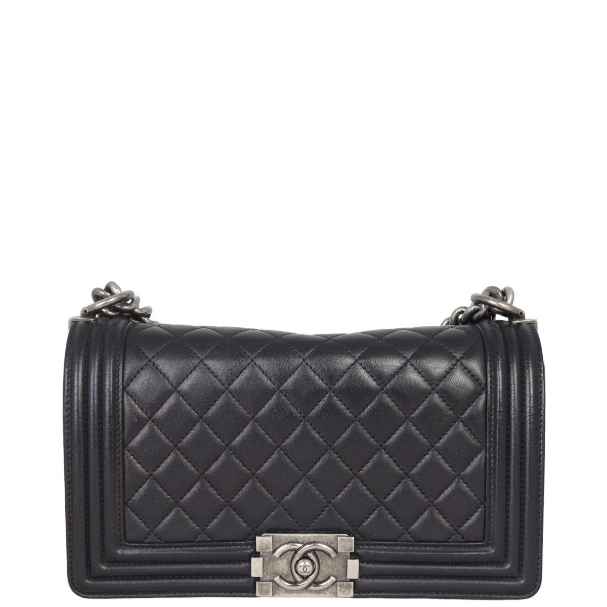 Chanel Boy Old Medium | 16 Series