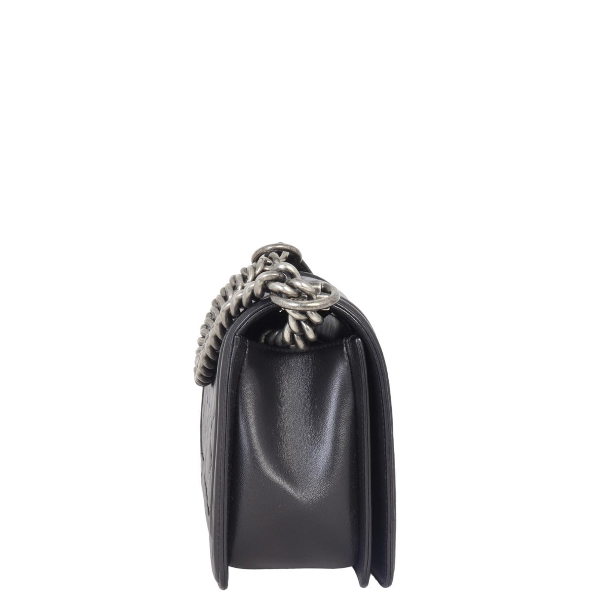 Chanel Boy Old Medium | 16 Series