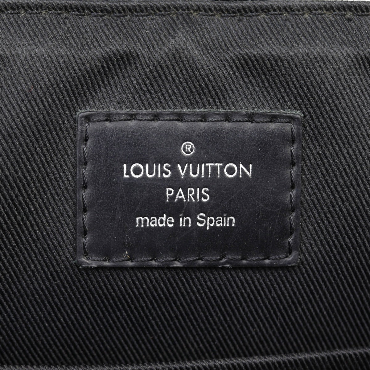 Louis Vuitton District PM Messenger Damier Graphite