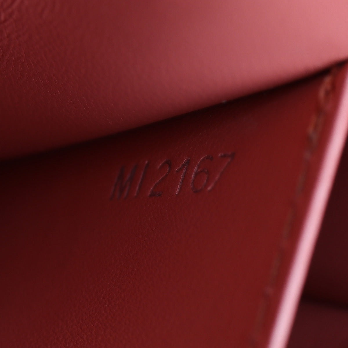 Louis Vuitton Montaigne MM Da Vinci Limited Edition  Date code