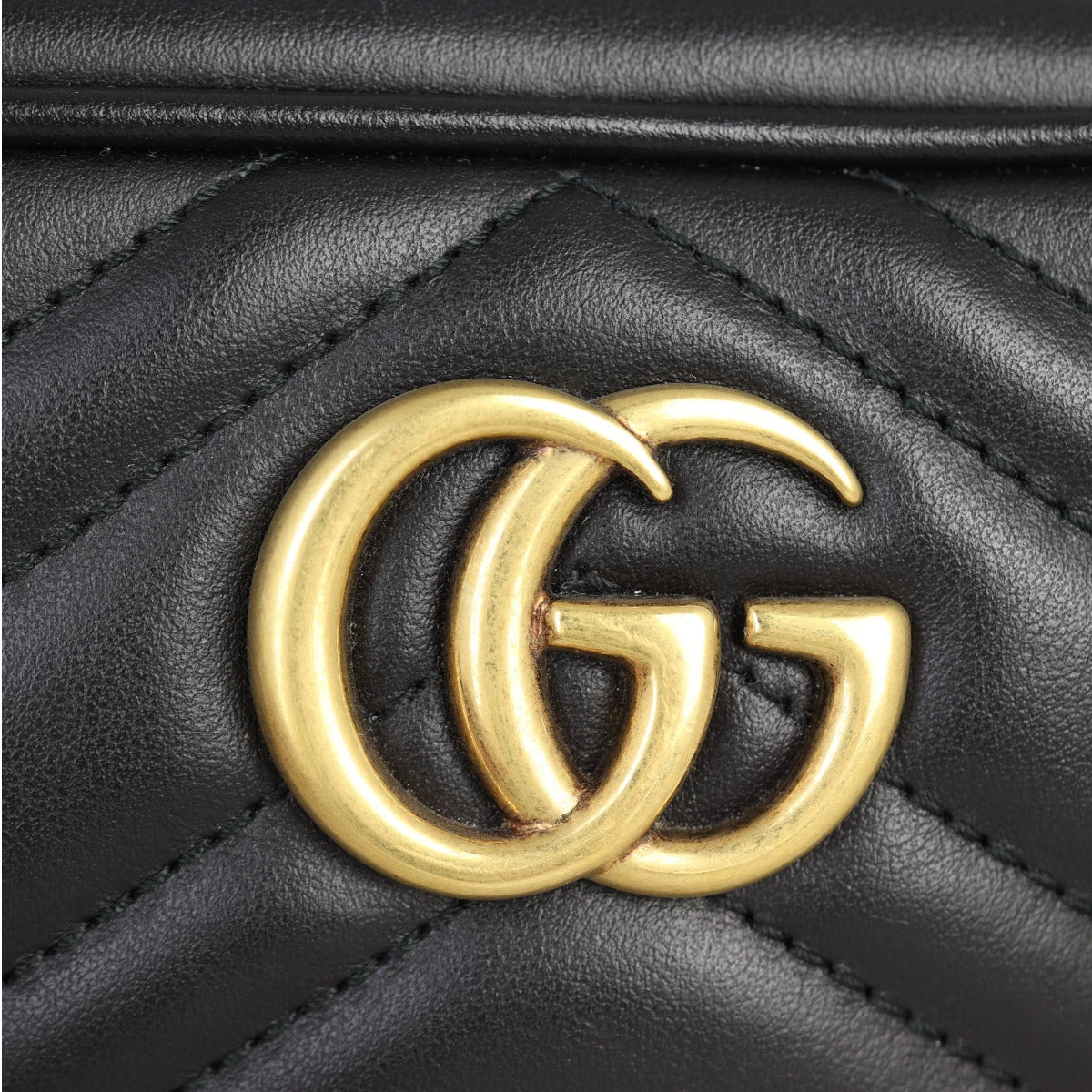 Gucci GG Marmont Mini Camera Bag