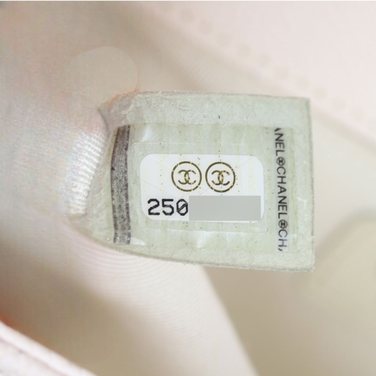 Chanel Boy Old Medium | SHW 25 Series