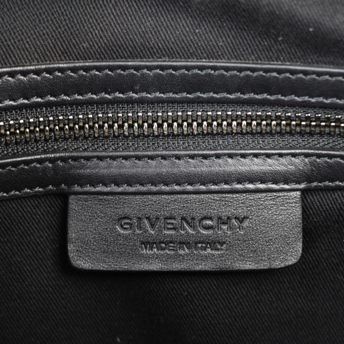 Givenchy Antigona Medium