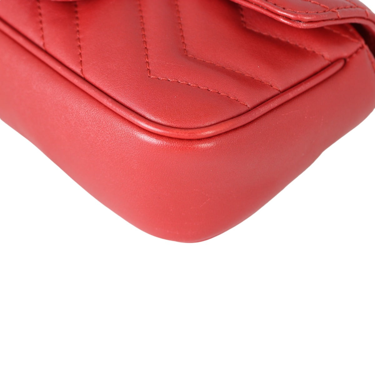 Gucci GG Marmont Matelasse Super Mini Shoulder Bag