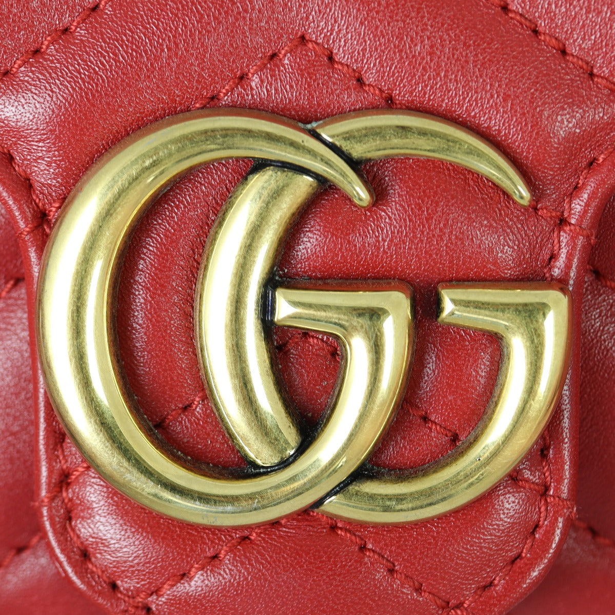 Gucci GG Marmont Matelasse Super Mini Shoulder Bag