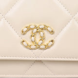 Chanel 19 Wallet On Chain | Beige