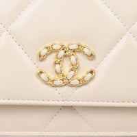 Chanel 19 Wallet On Chain | Beige