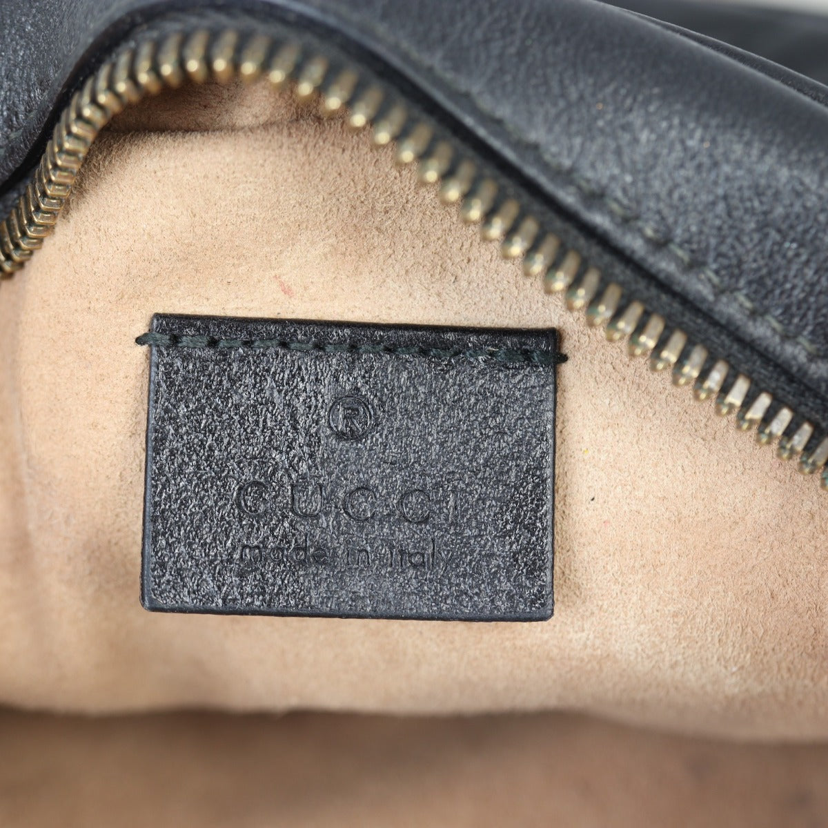 Gucci GG Marmont Round Chain Shoulder Bag