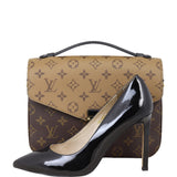 Louis Vuitton Pochette Metis Monogram Reverse