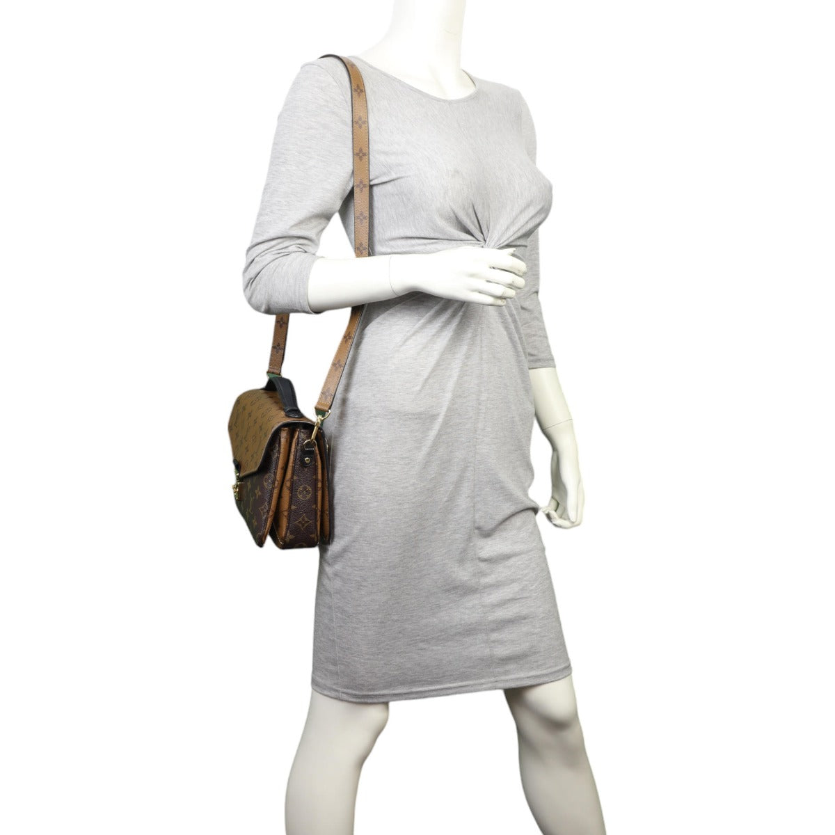 Louis Vuitton Pochette Metis Monogram Reverse