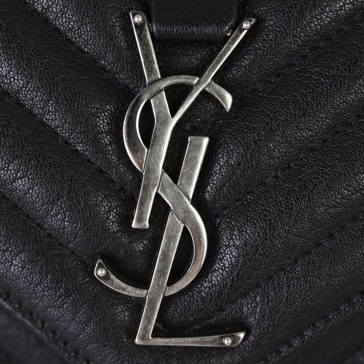 Saint Laurent College Medium