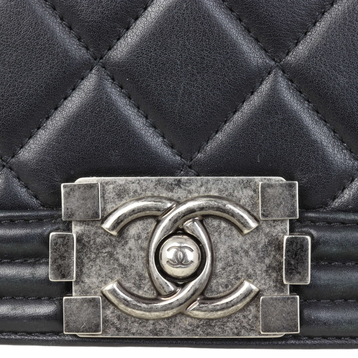 Chanel Boy New Medium