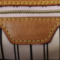 Louis Vuitton Neverfull MM Monogram Interior Stamp