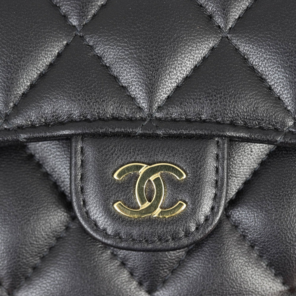 Chanel Classic Compact Wallet | Black