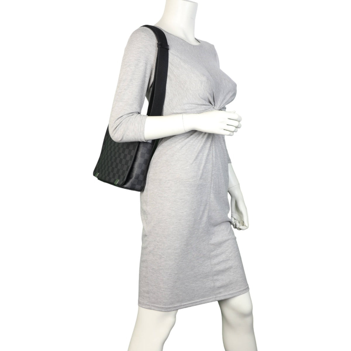 Louis Vuitton District PM Messenger Damier Graphite