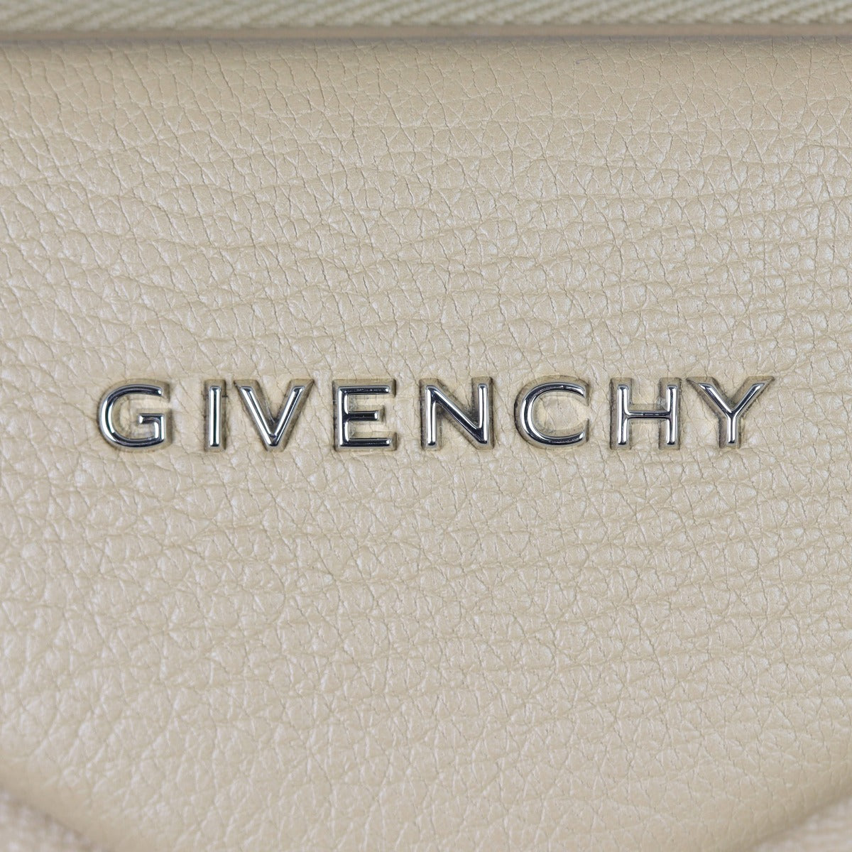 Givenchy Antigona Medium Hardware