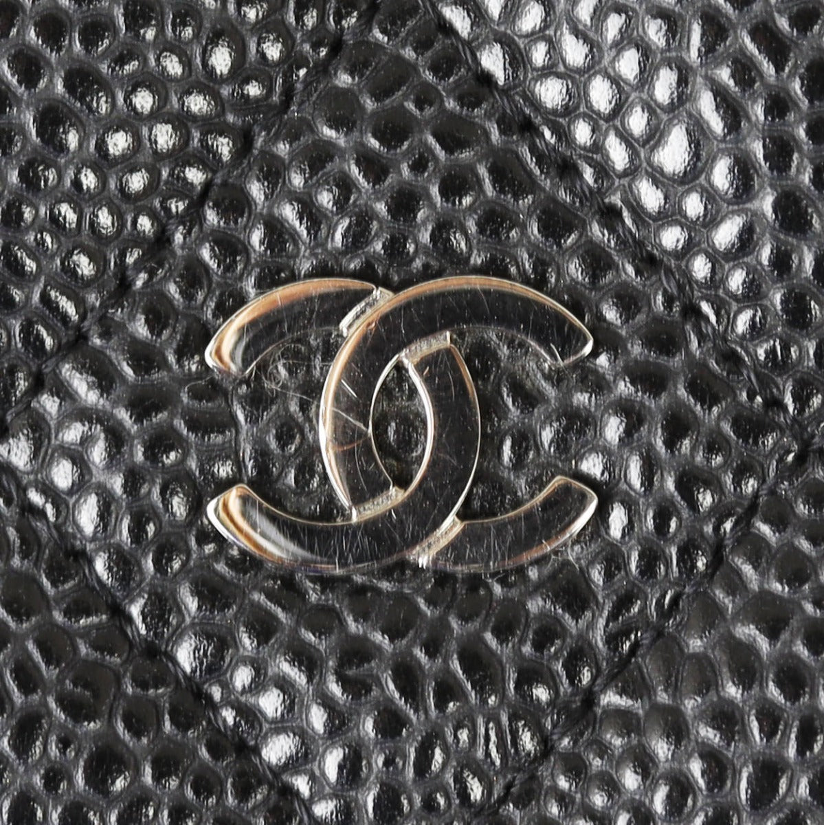 Chanel Classic Wallet on Chain Hardware