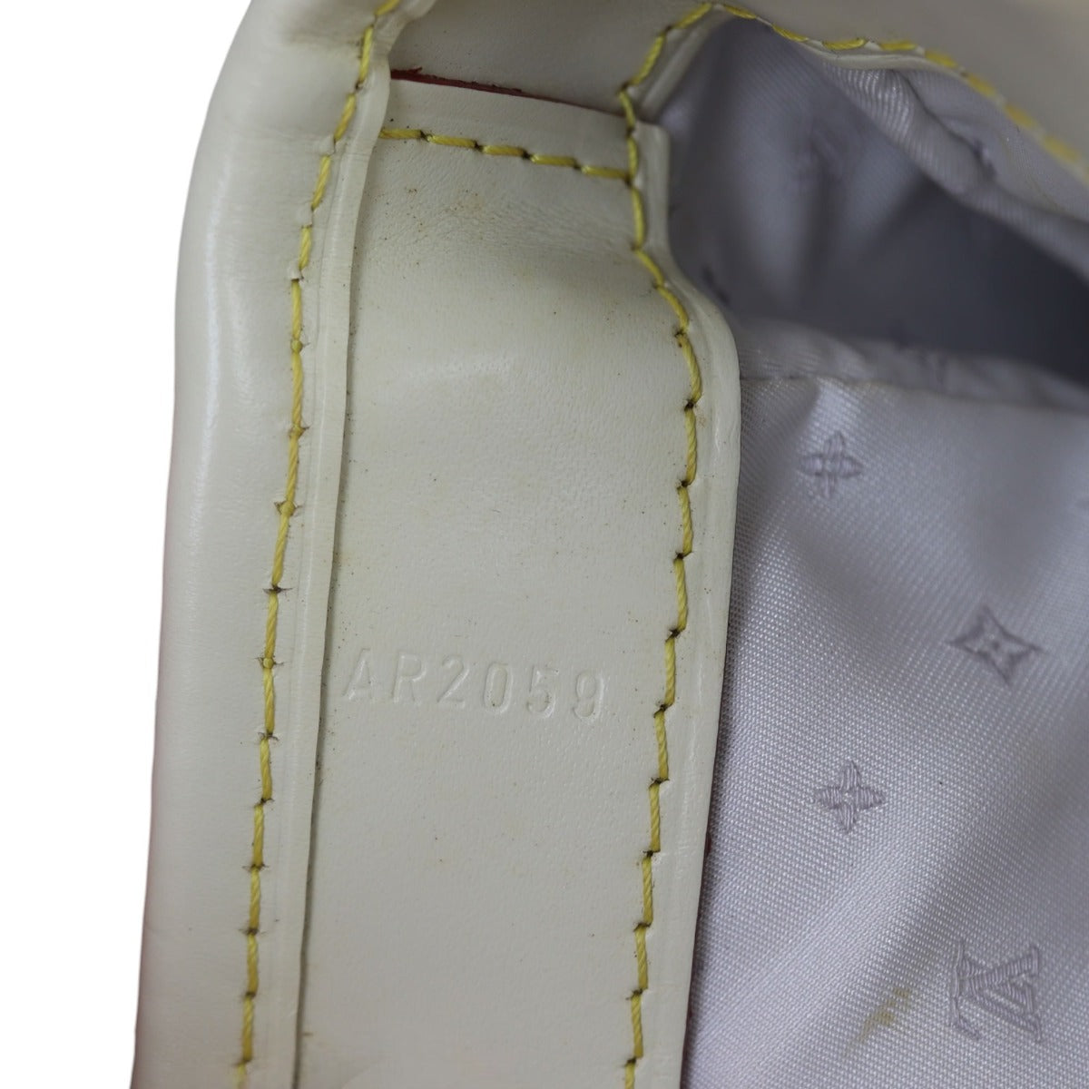 Louis Vuitton Suhali L'Essentiel Shoulder Bag