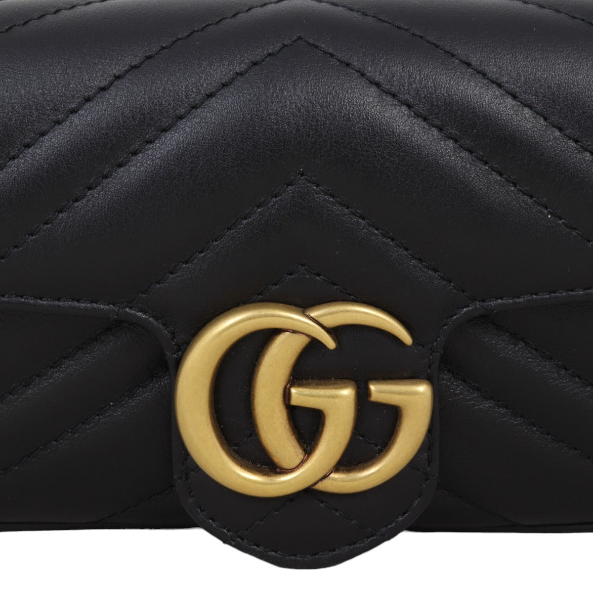Gucci GG Marmont Matelasse Super Mini Shoulder Bag