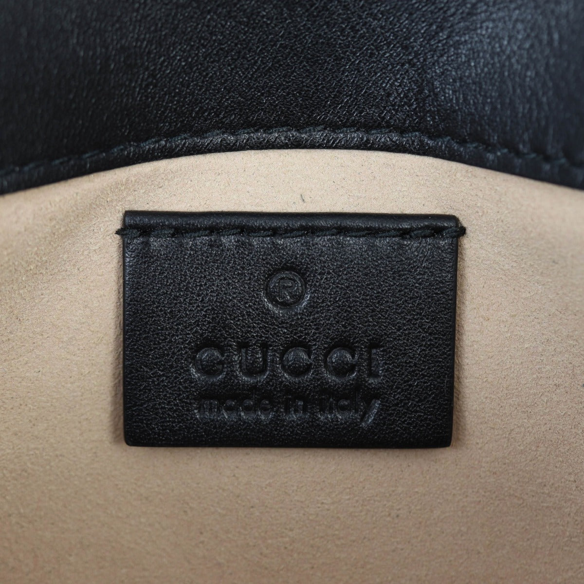 Gucci GG Marmont Matelasse Super Mini Shoulder Bag