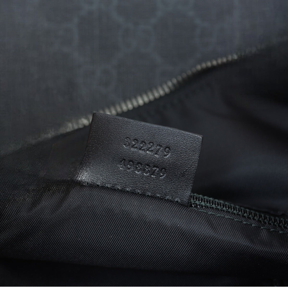 Gucci GG Supreme Messenger Bag