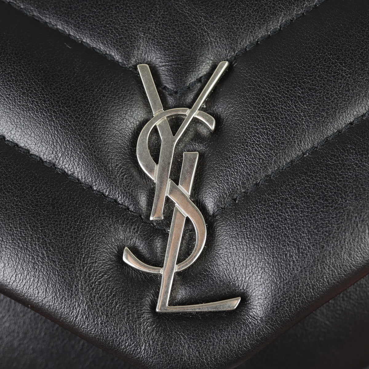 Saint Laurent Toy Loulou Hardware