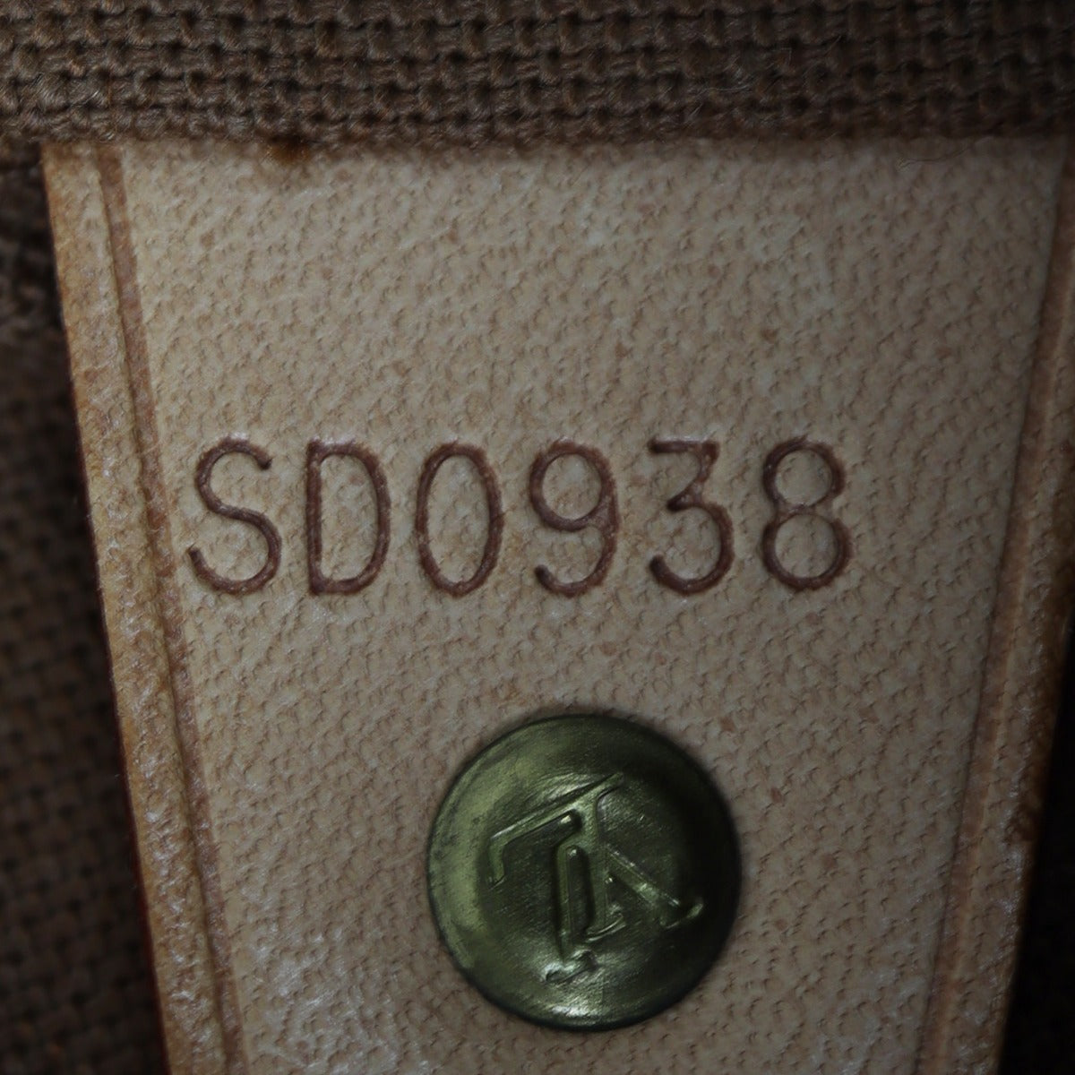 Louis Vuitton Montsouris MM Backpack Monogram Date Code