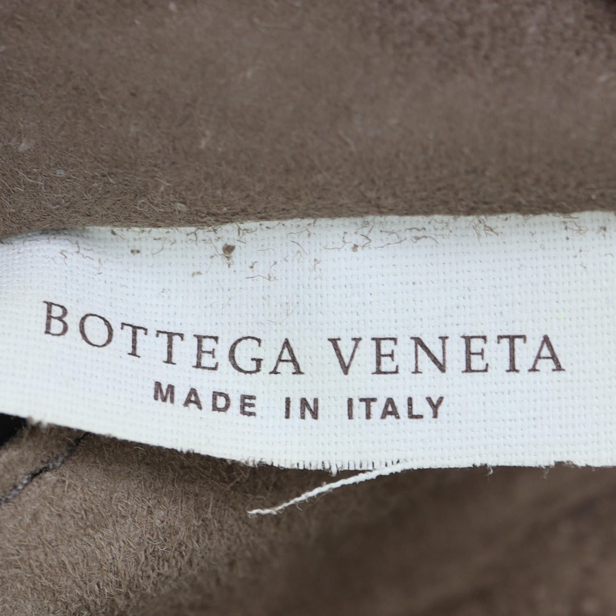 Bottega Veneta Intrecciato Nodini Crossbody (black) Interiro Stamp