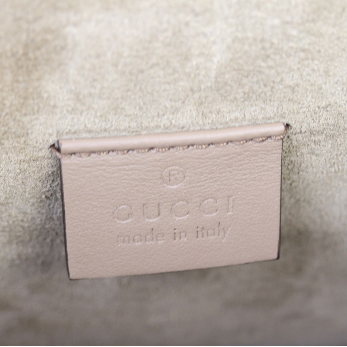 Gucci Dionysus GG Supreme Small Shoulder Bag