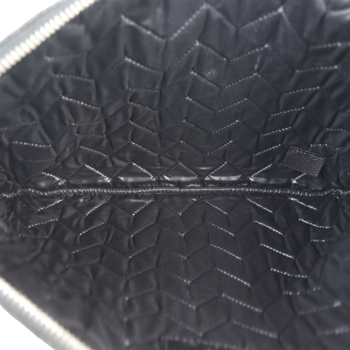 Chanel Classic O-Case Pouch Medium Chevron | Black