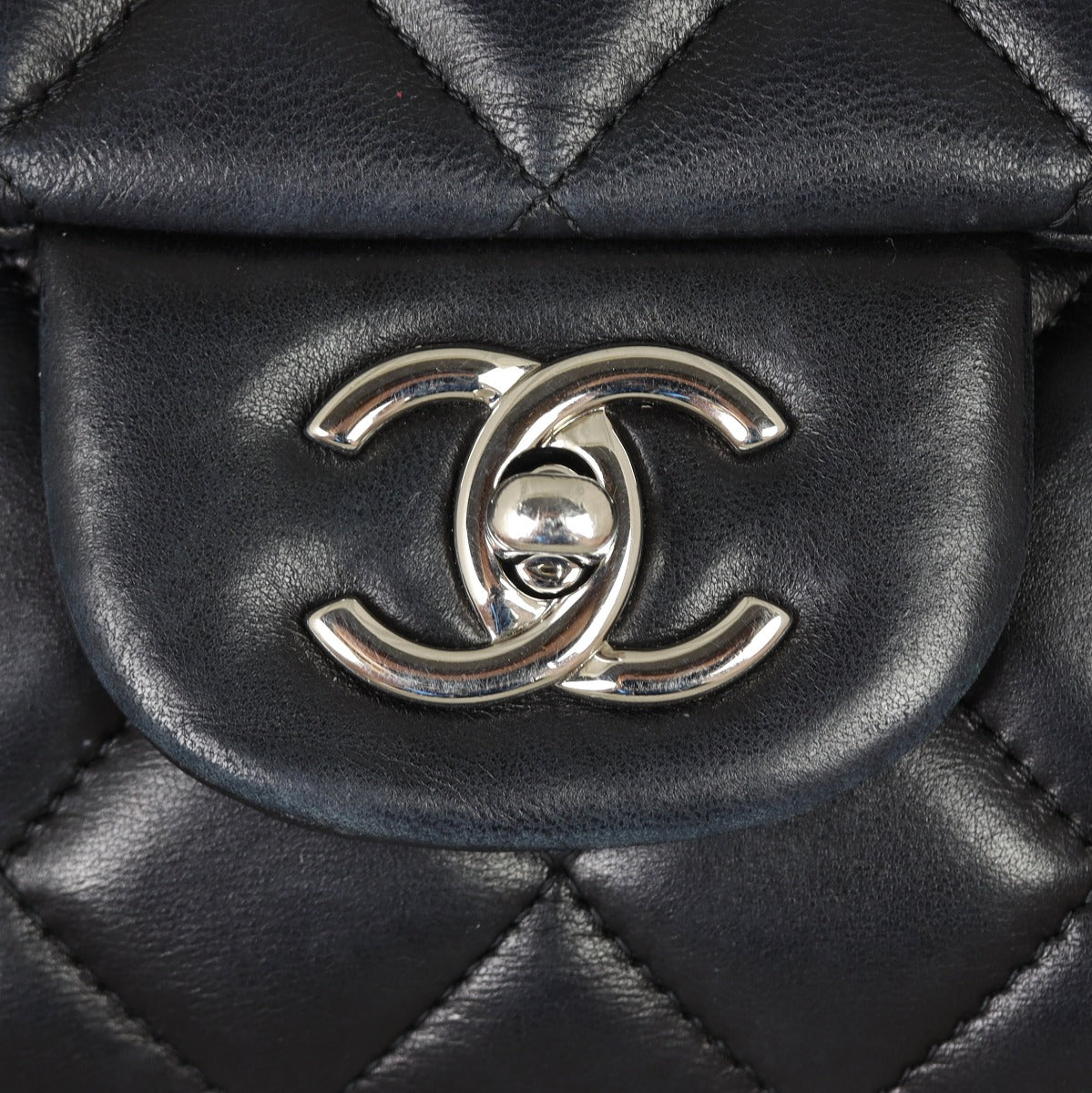 Chanel Classic Single Flap Maxi Hardware