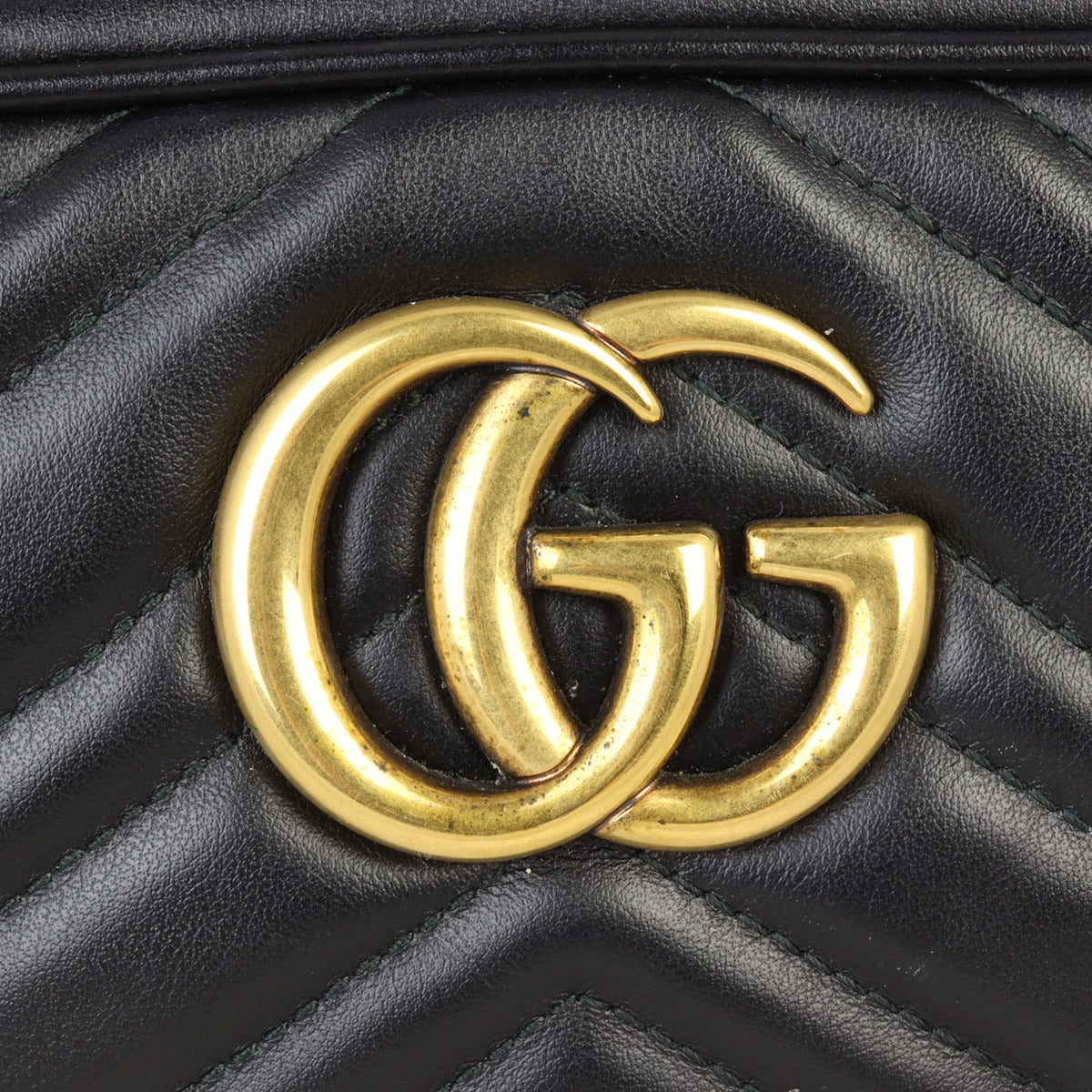 Gucci GG Marmont Small Camera Bag