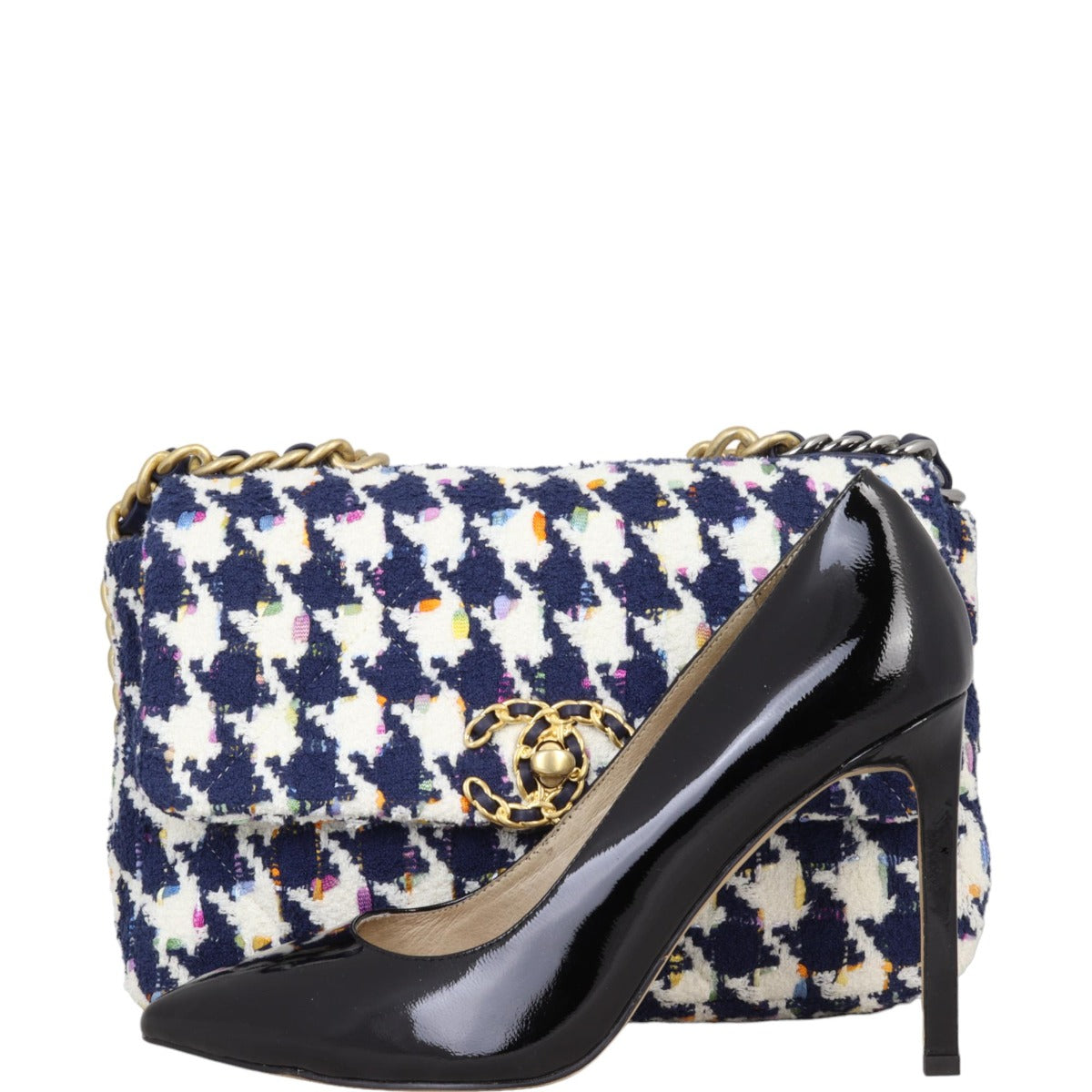Chanel 19 Tweed Flap Bag Medium | Navy Blue White