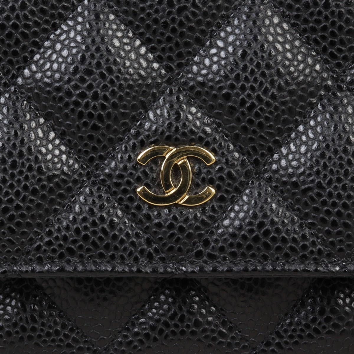 Chanel Classic Wallet on Chain | Gold Hardware
