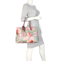 Gucci GG Supreme Blooms Reversible Tote