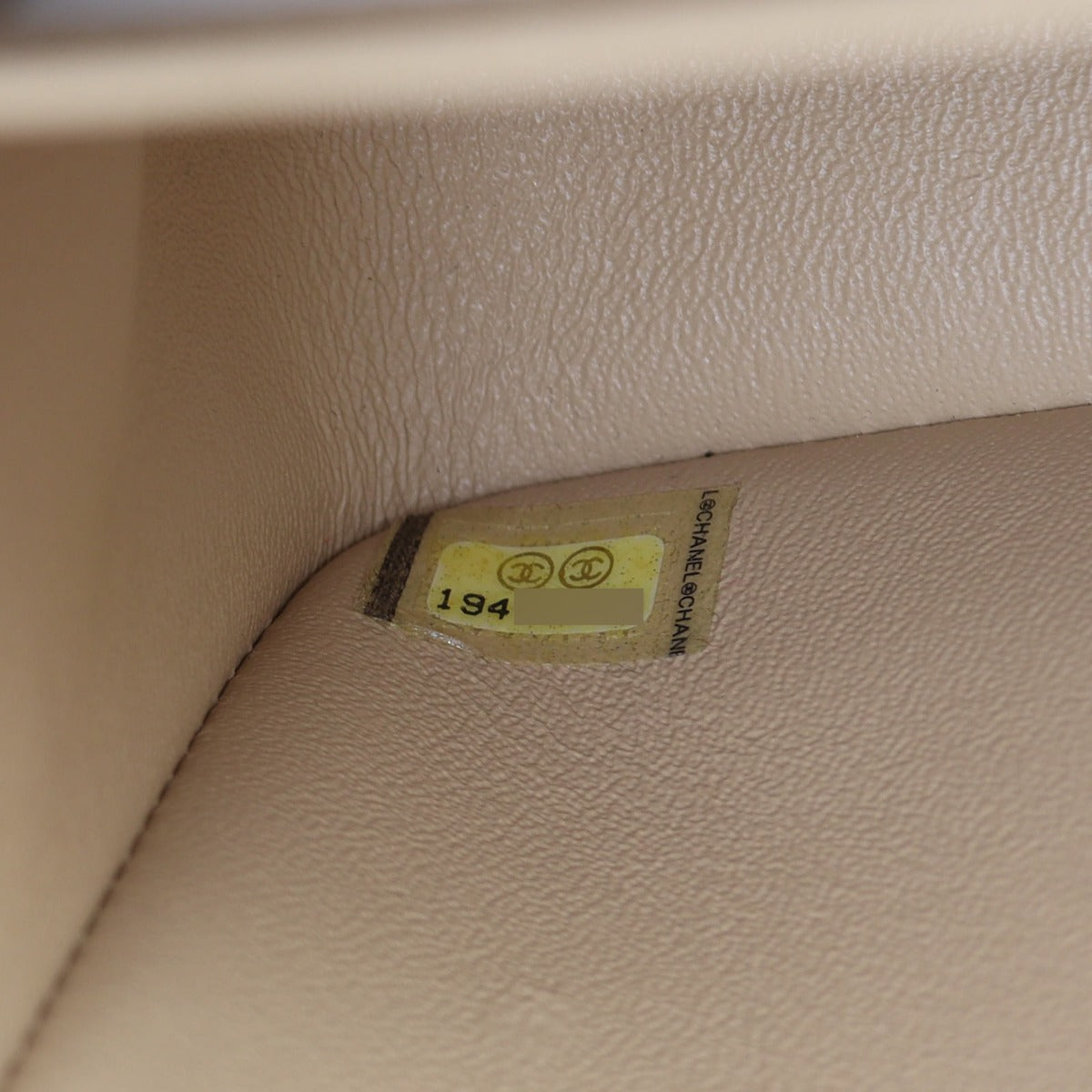 Chanel Classic Double Flap Jumbo | Beige