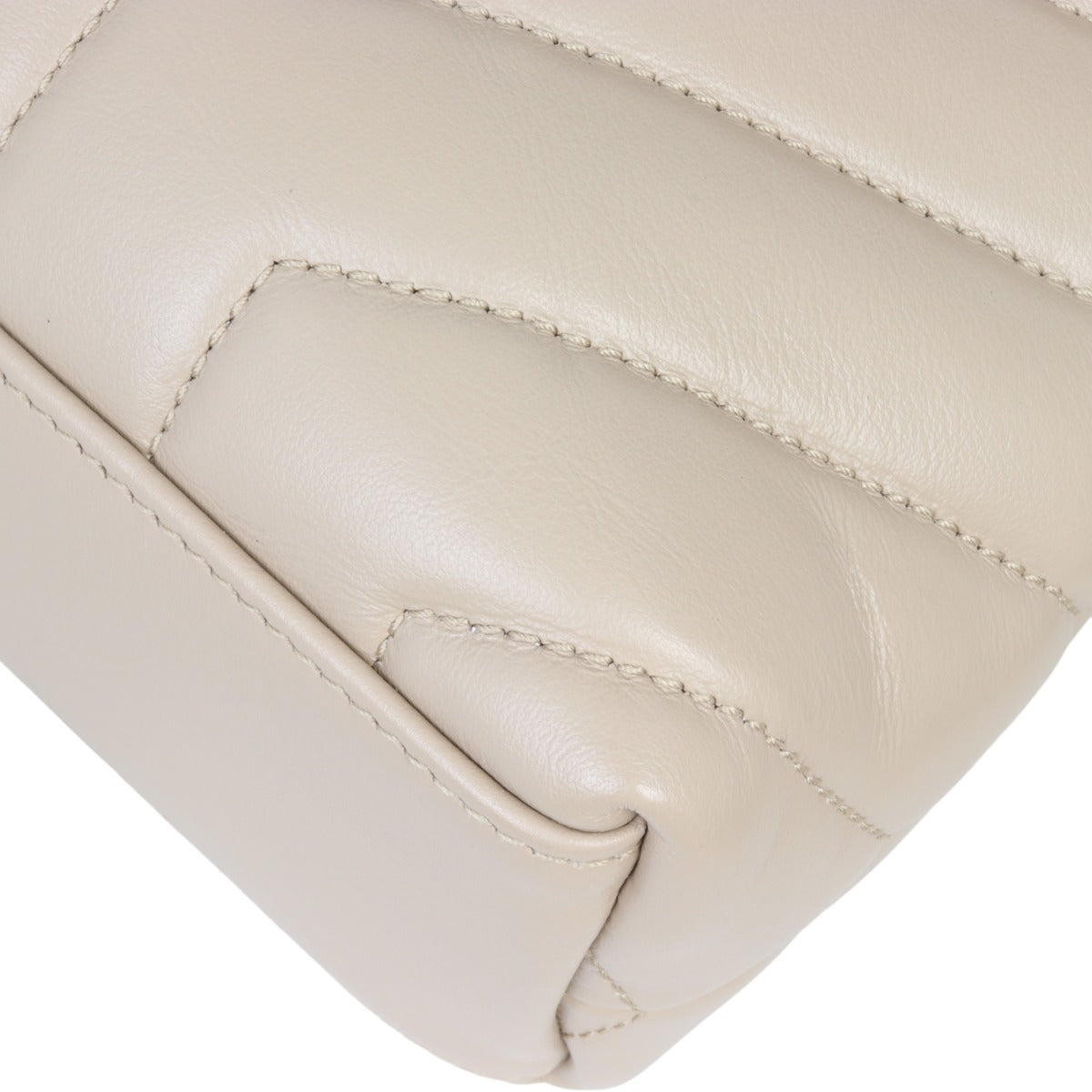 Saint Laurent Loulou Small