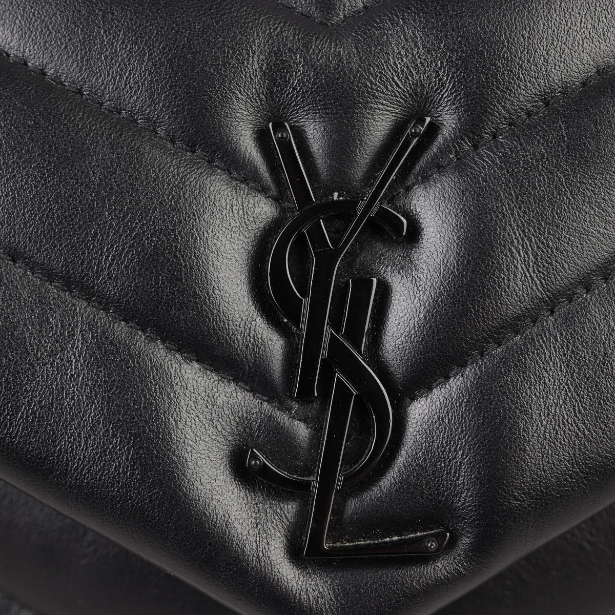 Saint Laurent Loulou Small