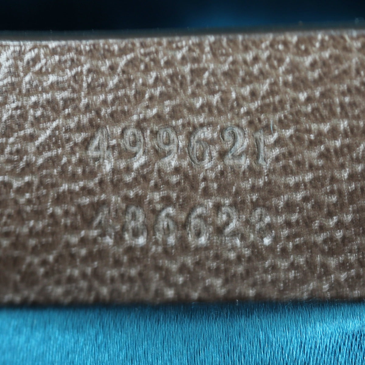 Gucci Ophidia GG Supreme Small Shoulder Bag Date Code