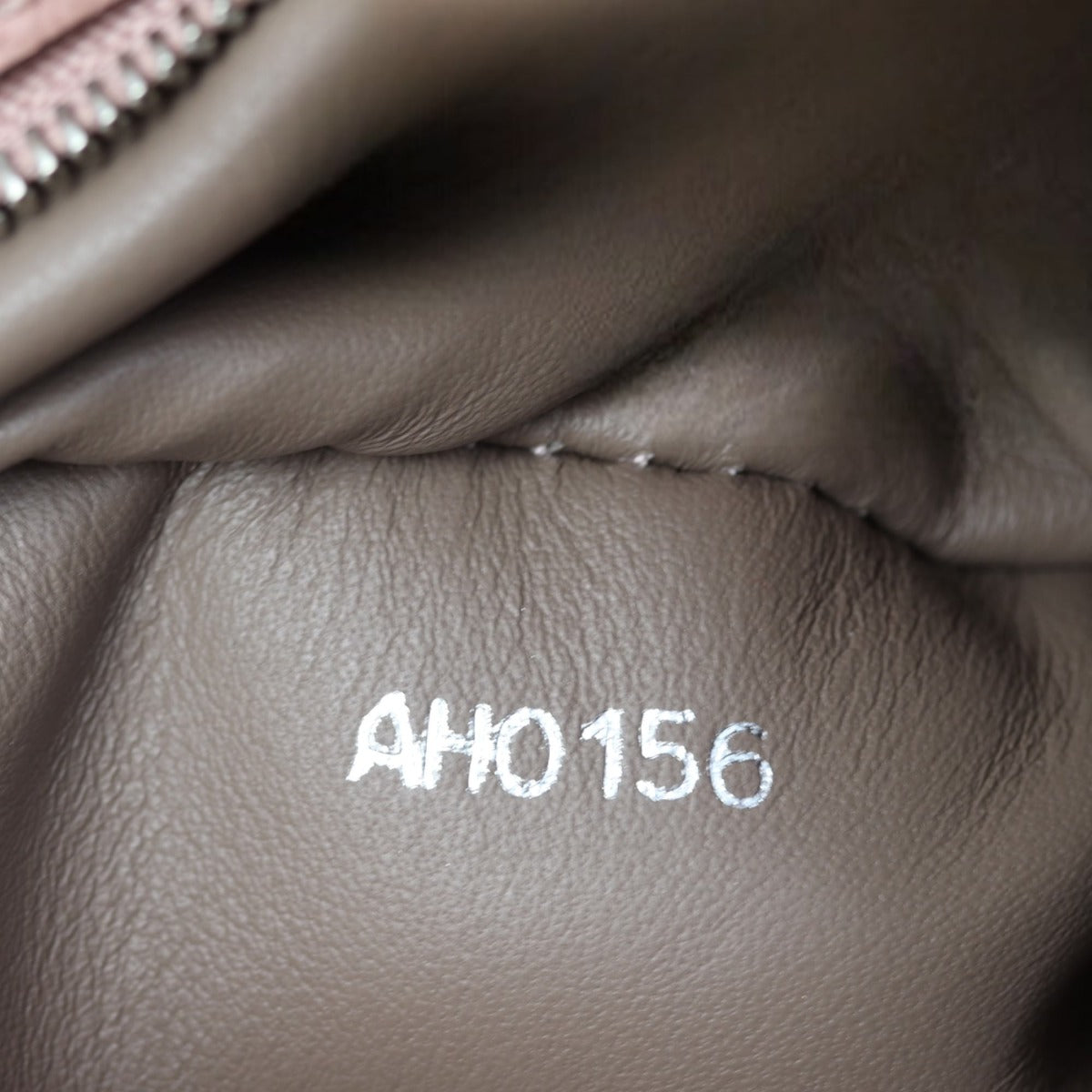 Louis Vuitton Capucines PM