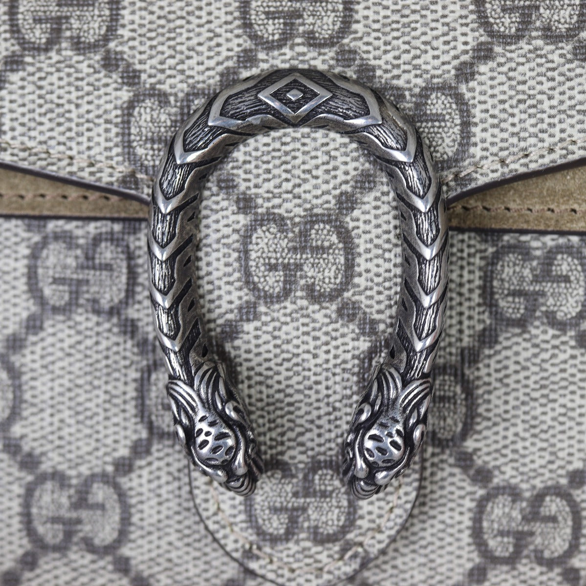 Gucci Dionysus GG Supreme Super Mini Bag Hardware